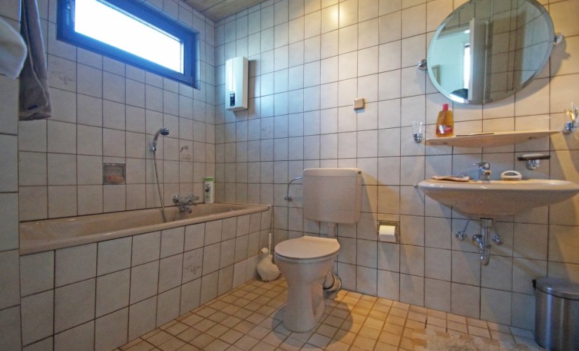 2. Badezimmer