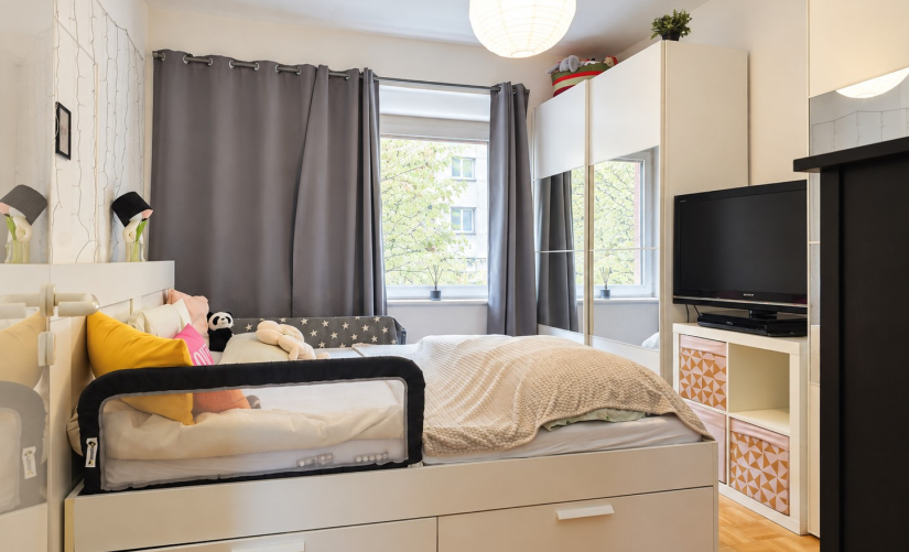 2. OG re Schlafzimmer
