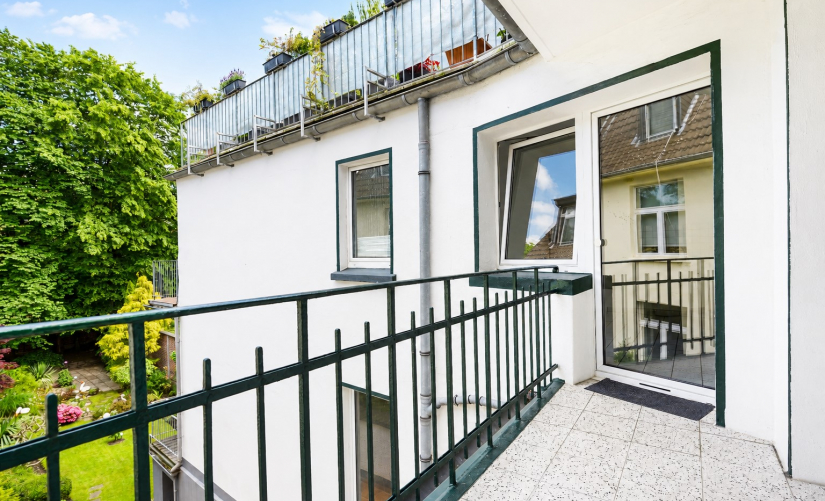 Großzügige 3-Zimmer-Wohnung mit zwei Balkonen und wunderbarem Grünblick in traumhafter Wohnlage! - Foto 5