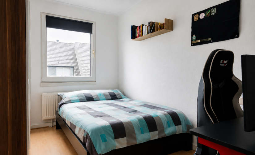 Gemütliche 3-Zimmer-Dachgeschosswohnung mit Balkon in Krefeld-Hüls - Photo 4