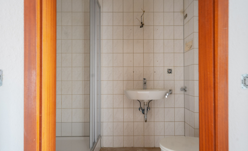 Frisch renovierte 4-Zimmer-Dachgeschosswohnung (69 m²) in Uerdingens Fußgängerzone - Foto 1