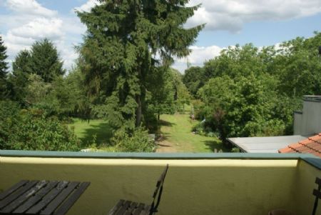 Balkon mit Gartenblick