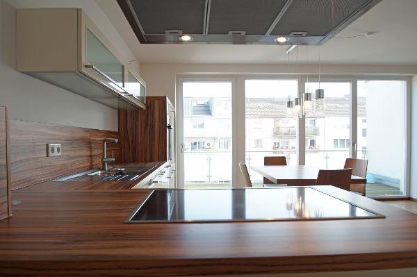 ...bodentiefe Fensterfront