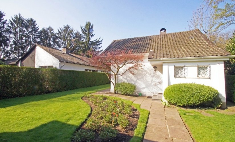 Eine absolute Liebhaber-Rarität in schönster Wohnlage von Krefeld