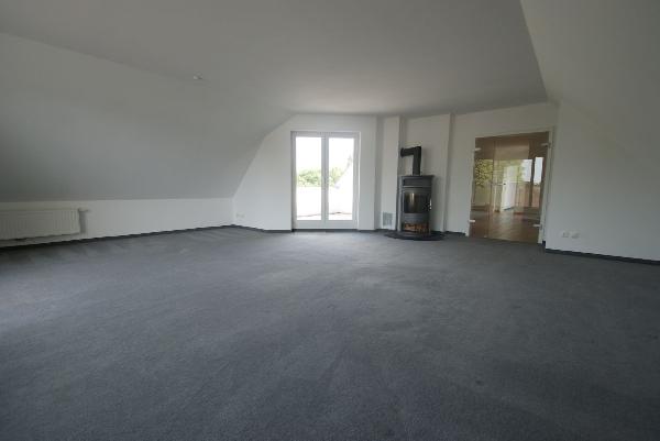 ...großzügiger Wohnbereich