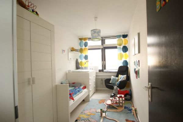 ..Kinder-/Arbeitszimmer