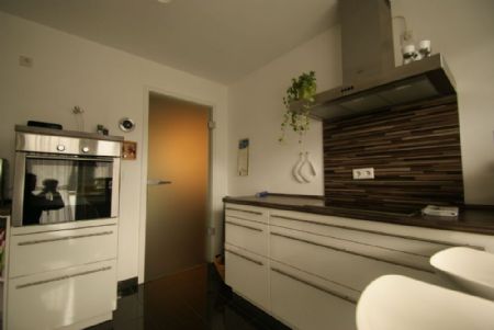 ..Küche mit Balkon