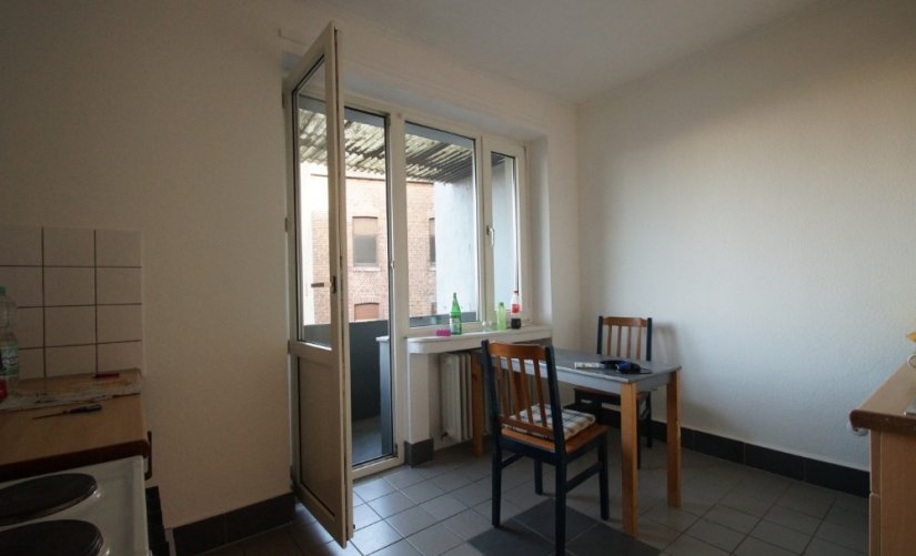 mit Balkon