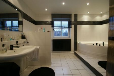 modern und hell 2445