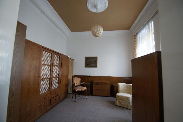 ...Schlafraum im Flügel